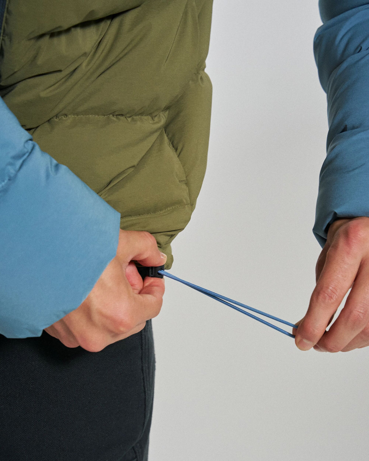 Kindlewood Down Jacket - Stormy Blue/Khaki - Studio Model