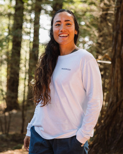 Roamer LS T-Shirt - White - Lifestyle