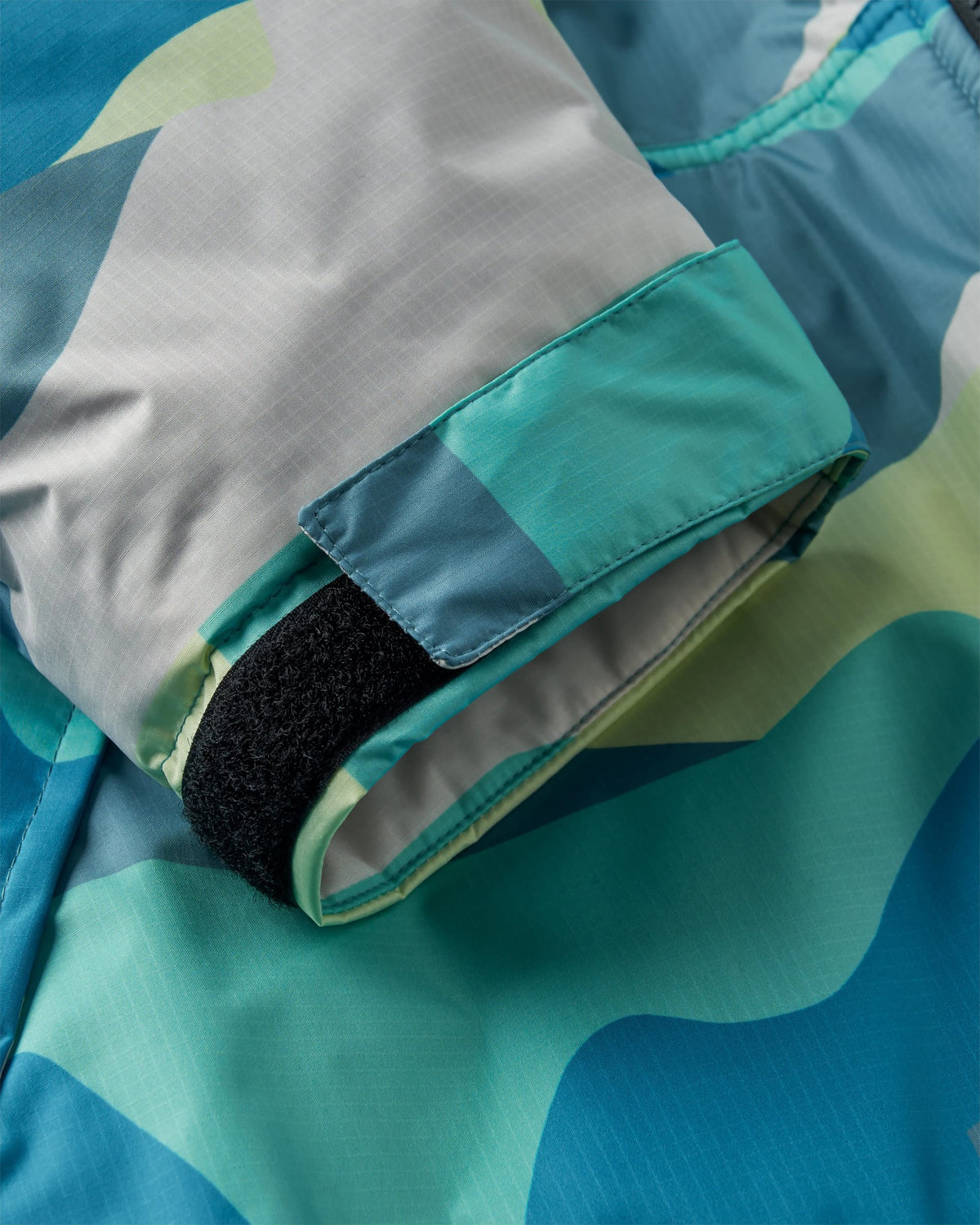 Waves Sherpa Lined Changing Robe - Vista Patchwork Aqua - Flatlay