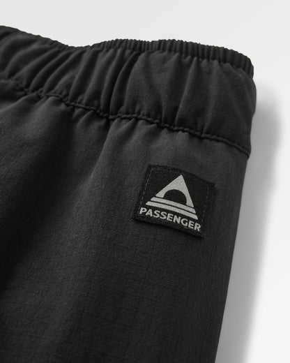 Sandstone Trail Short - Black - Flatlay