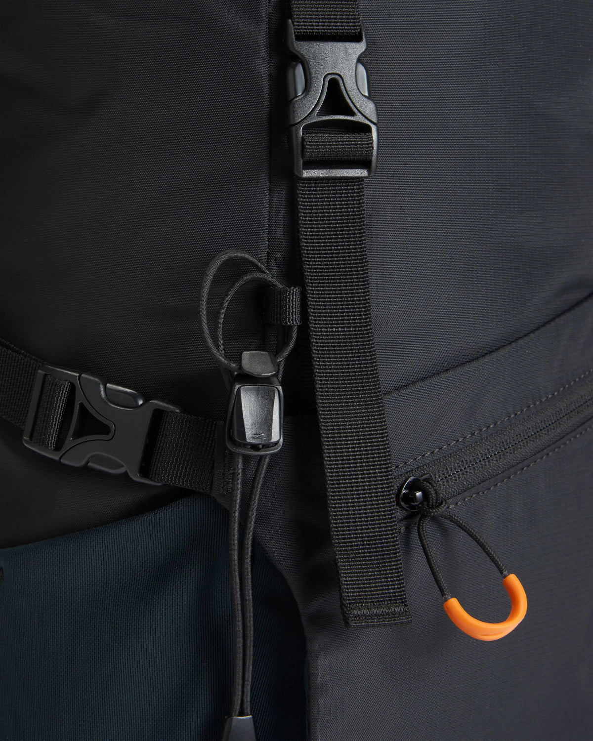 Trailscape 24L Backpack - Black - Flatlay