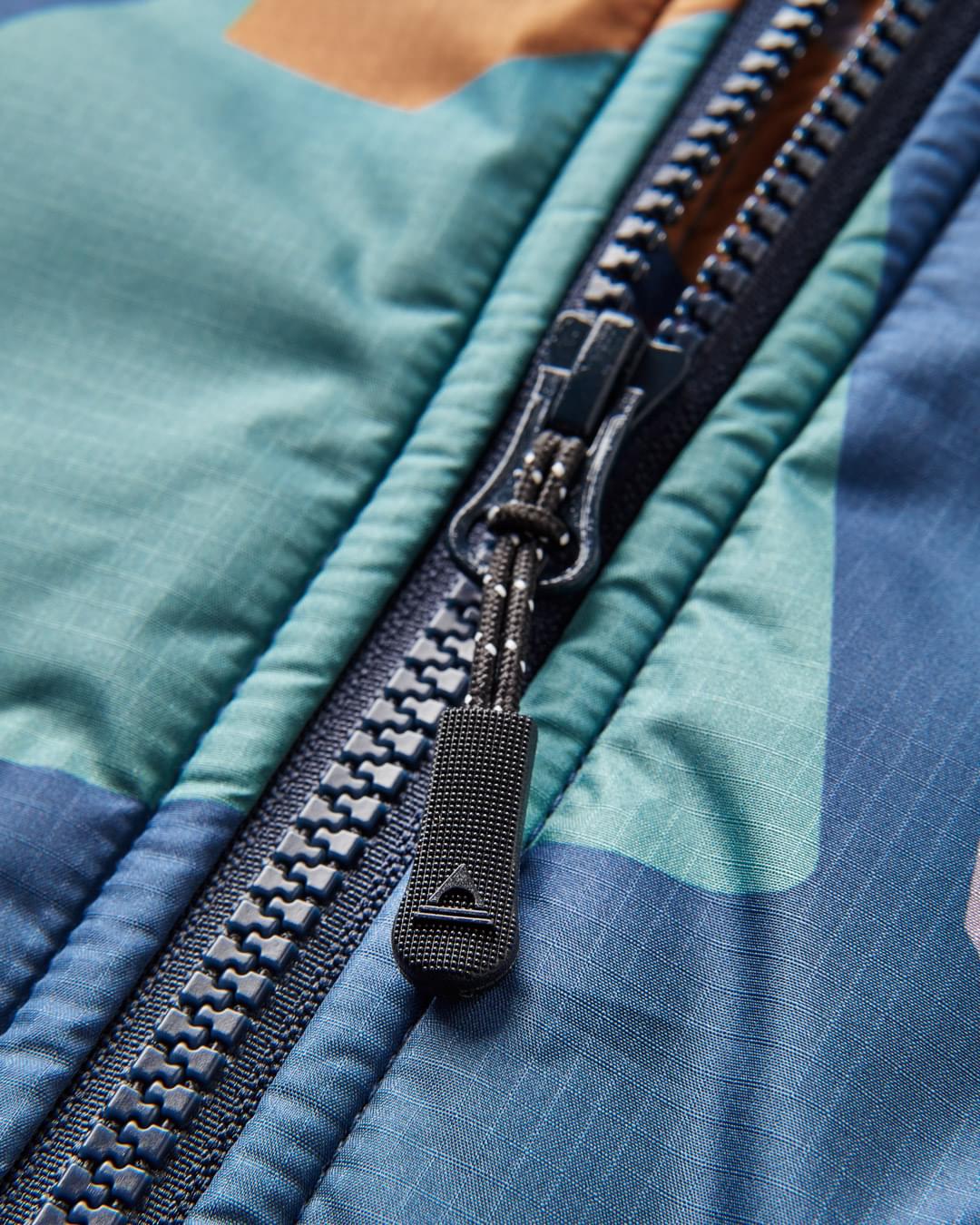 Waves Sherpa Lined Changing Robe - Deep Blue Camo Pattern - Flatlay