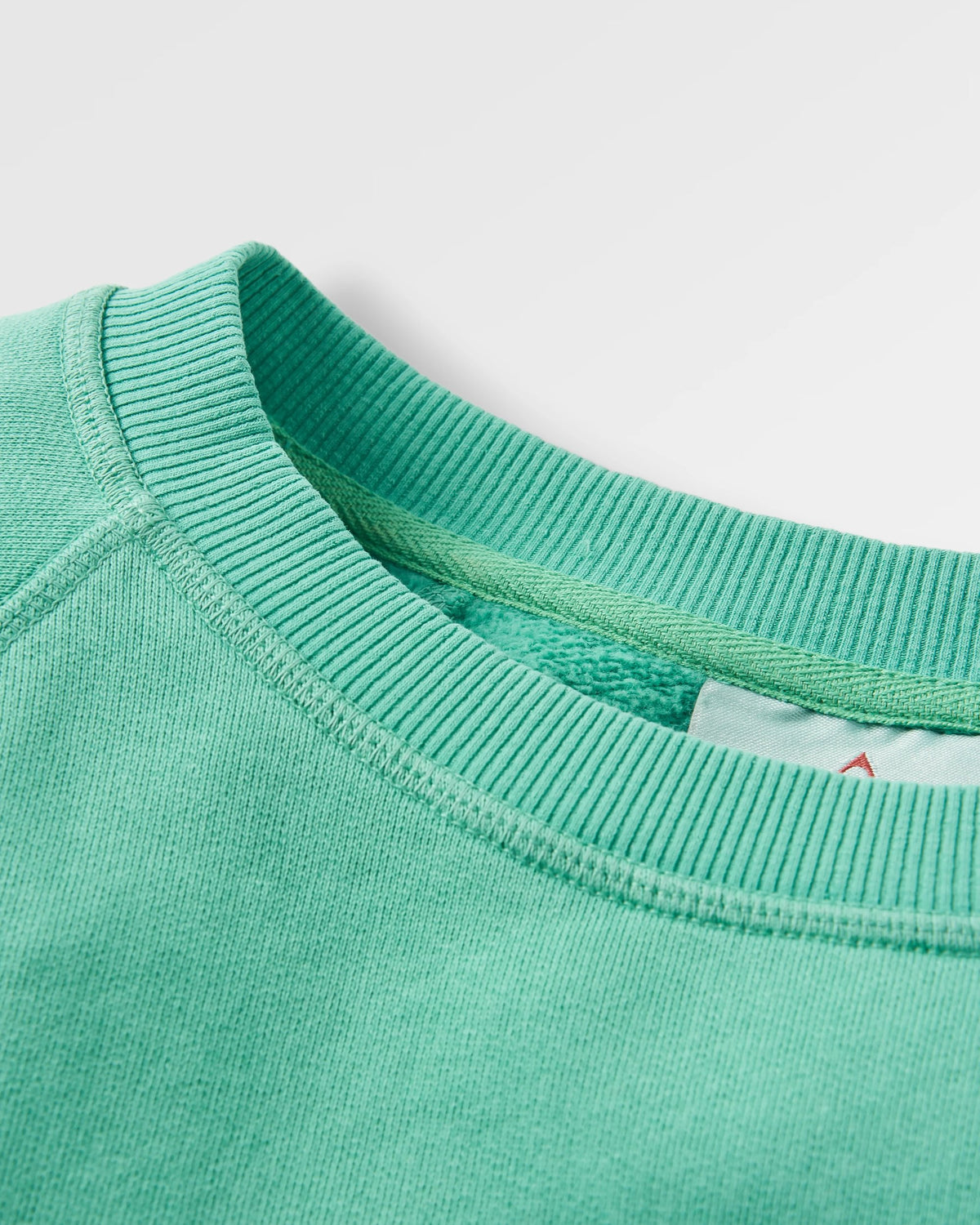 Remote Sweatshirt - Green Spruce - Flatlay