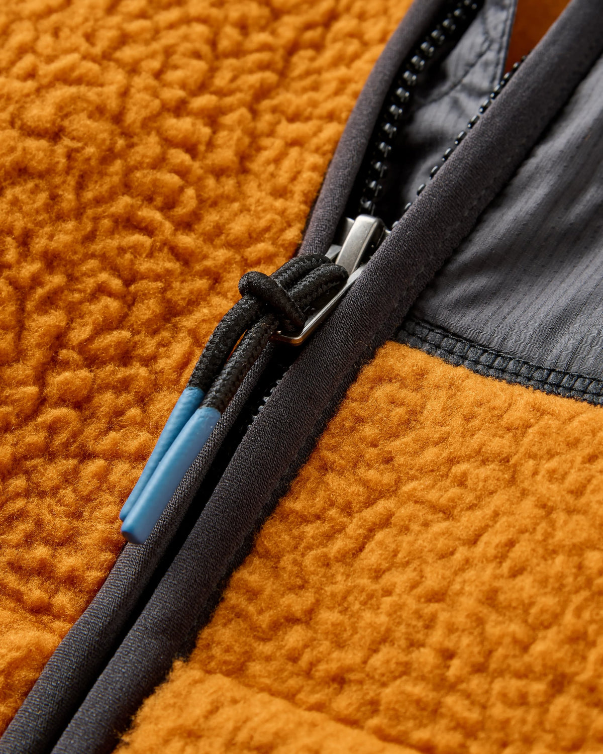 Reconnect Sherpa Fleece - Retro Orange - Flatlay