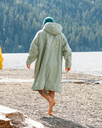 Escapism Sherpa Lined Changing Robe - Pistachio - Lifestyle - Male