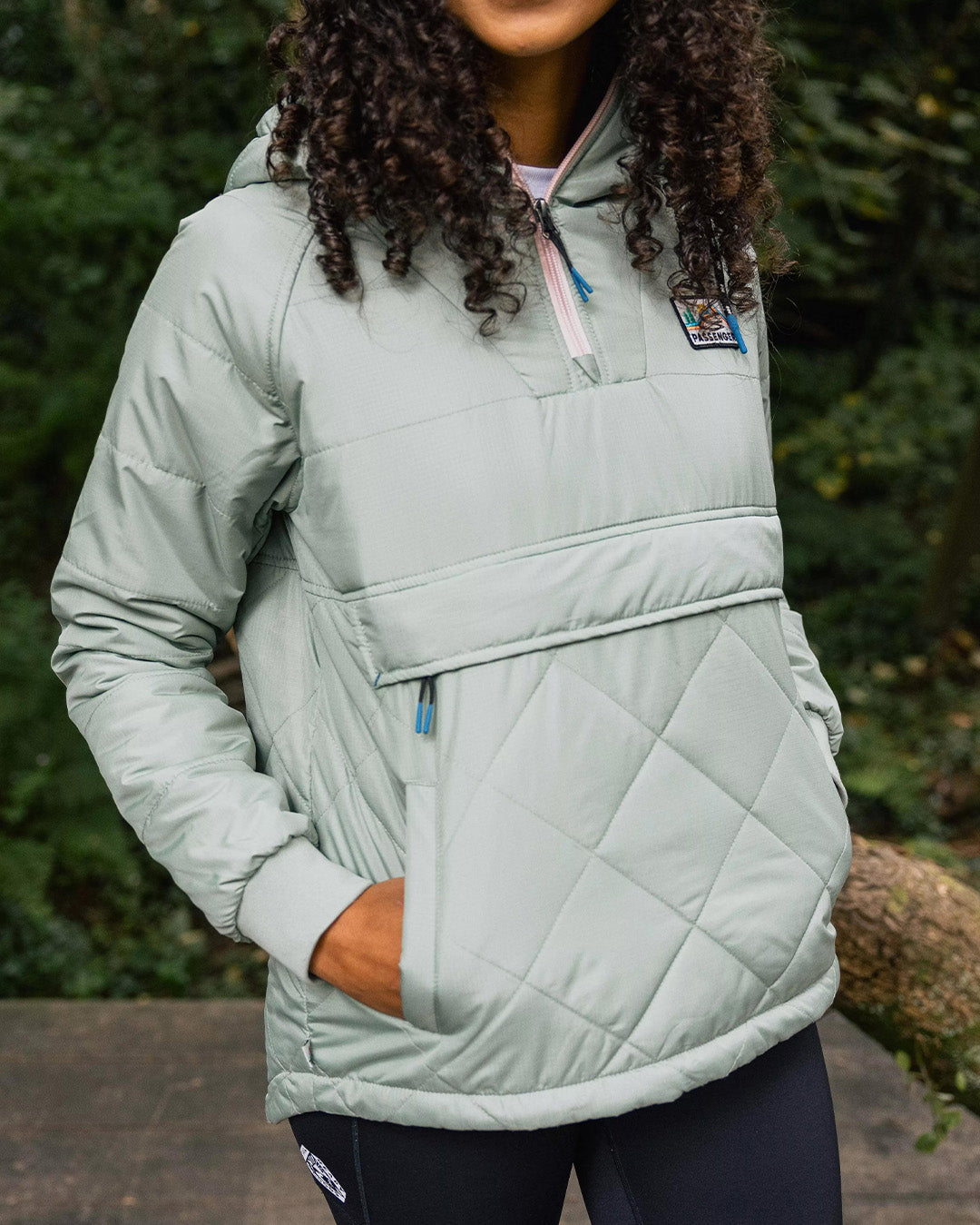 Ocean Insulated Anorak - Pistachio - Lifestyle