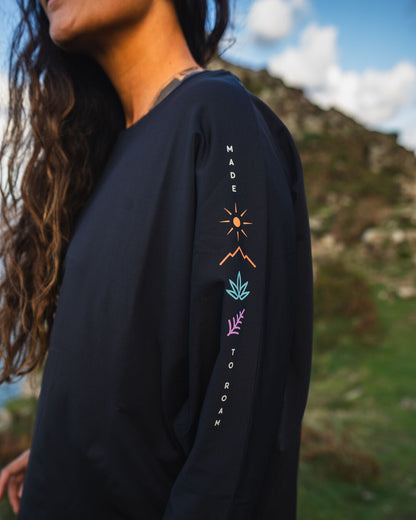 Hatha Active Top - Black - Lifestyle
