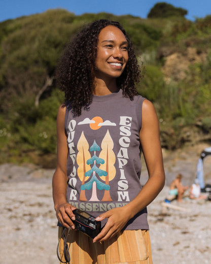 Tall Pines Vest - Charcoal - Lifestyle