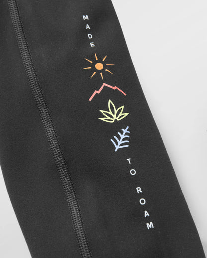 Mantra Active Legging - Black - Flatlay