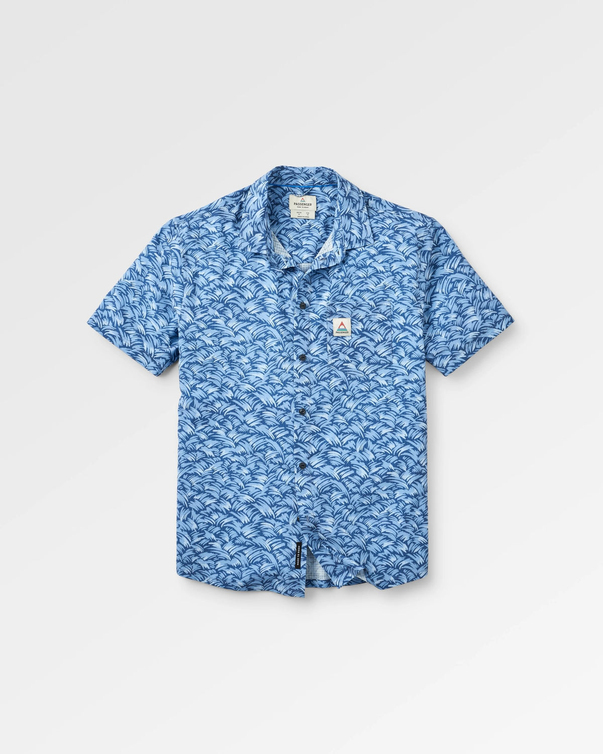 365 Active Shirt - Waves Dark Denim - Flatlay