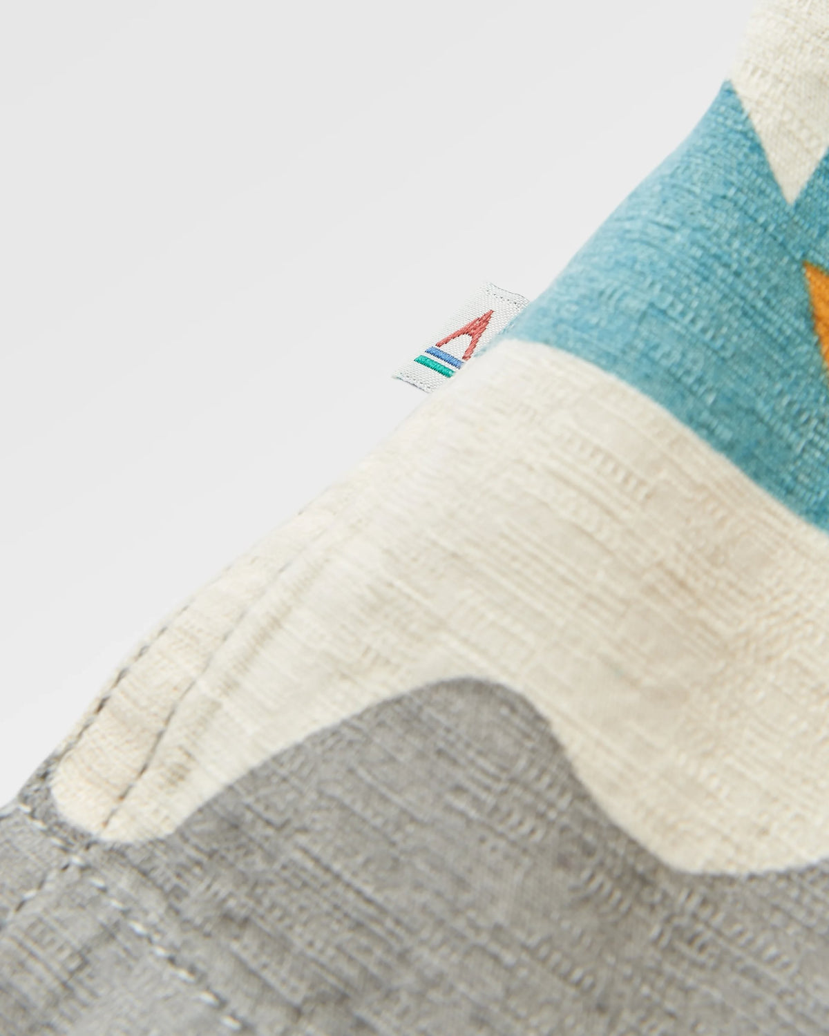 Cove Cotton Textured Shirt - Vista Patchwork Arctic - Flatlay