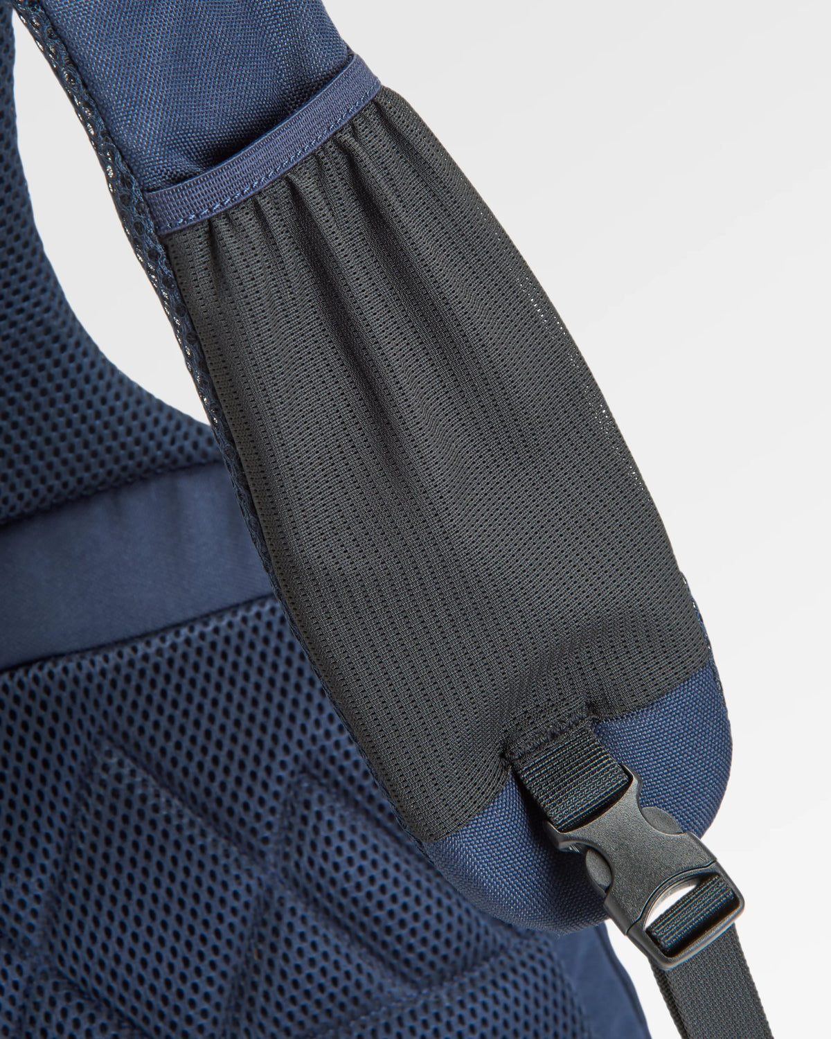 Boondocker Sling 8L - Honey/Dark Denim/Rich Navy - Flatlay