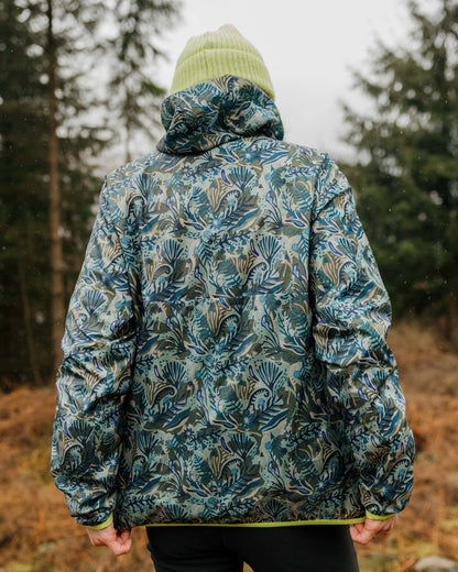 Viento Windshell Anorak - Abstract Seaweed Pistachio - Lifestyle