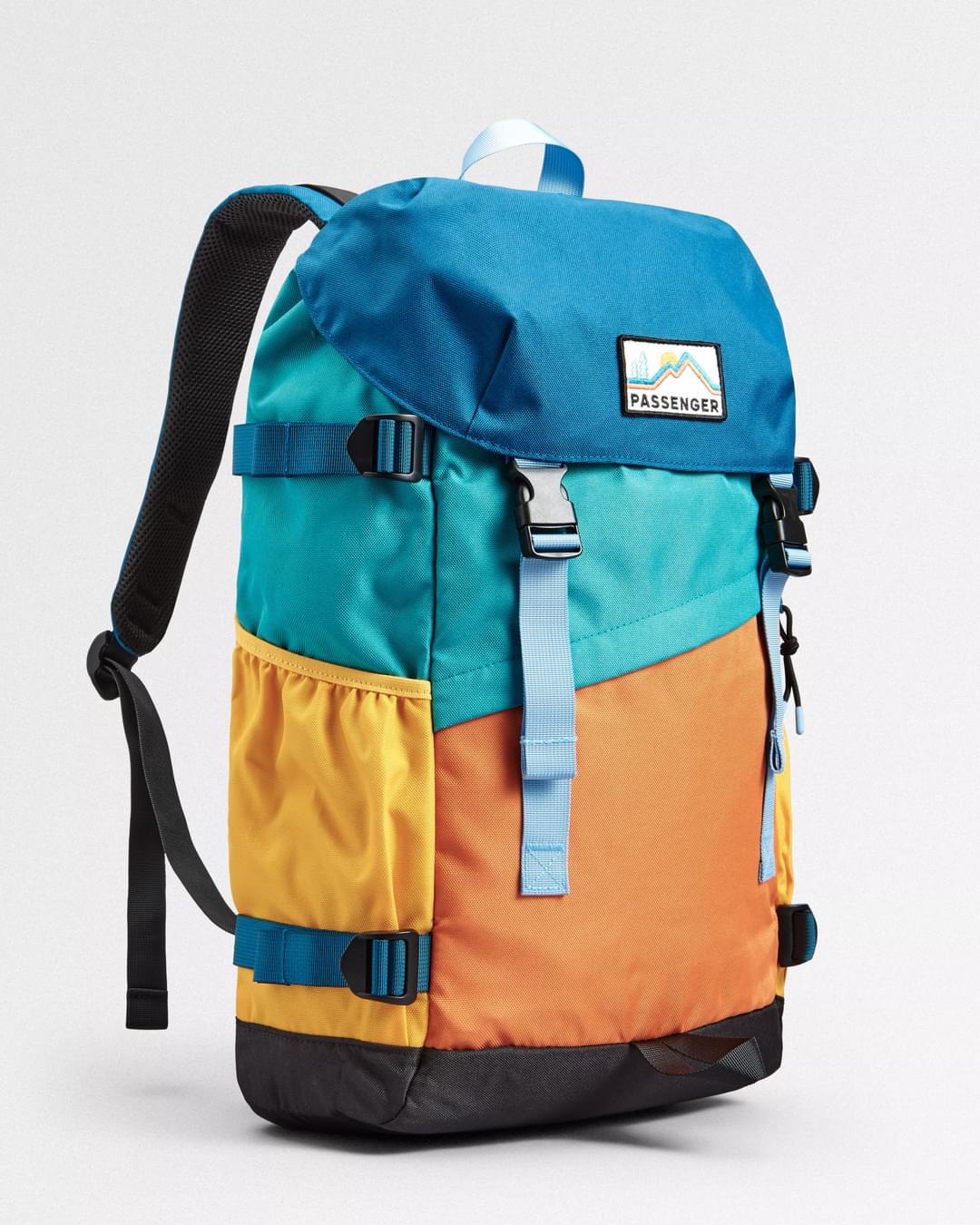 Boondocker 26L Backpack - Multi Colour - Flatlay