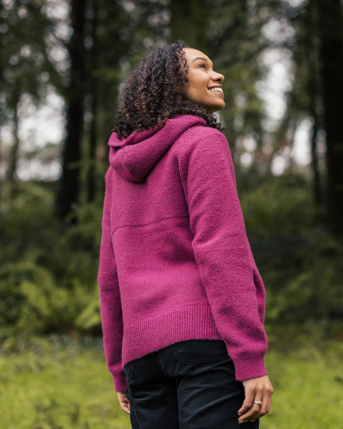 Cove Knitted Hoodie - Rhubarb - Lifestyle