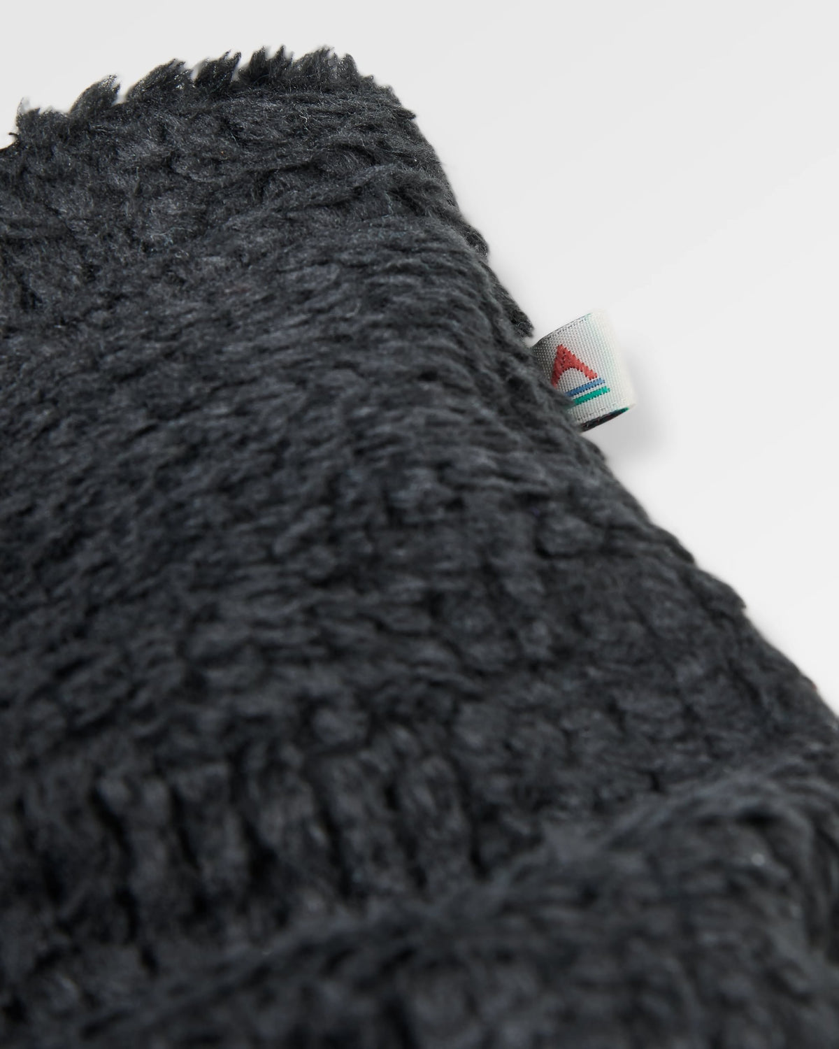 Venturescape Neck Gaiter - Black - Flatlay