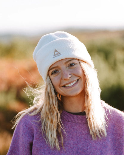 Snow Sherpa Beanie - Vintage White - Lifestyle - Female
