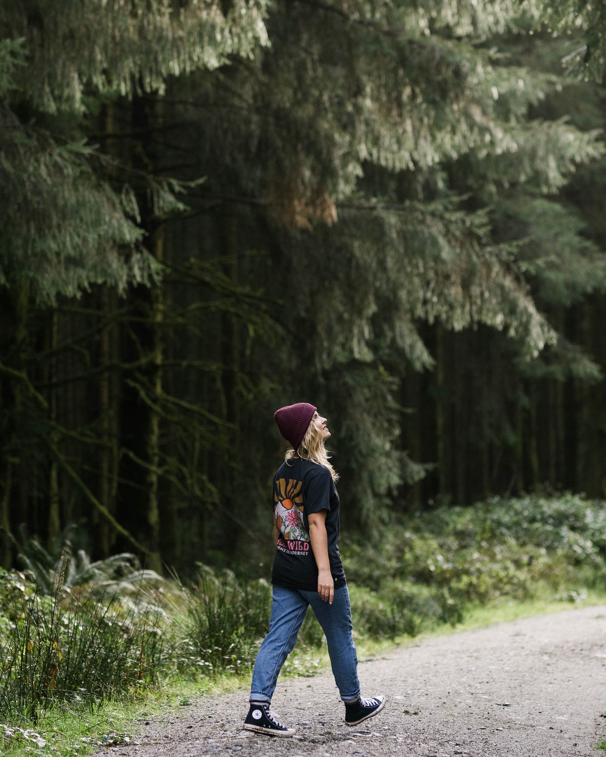 Roam Wild T-Shirt - Black - Lifestyle
