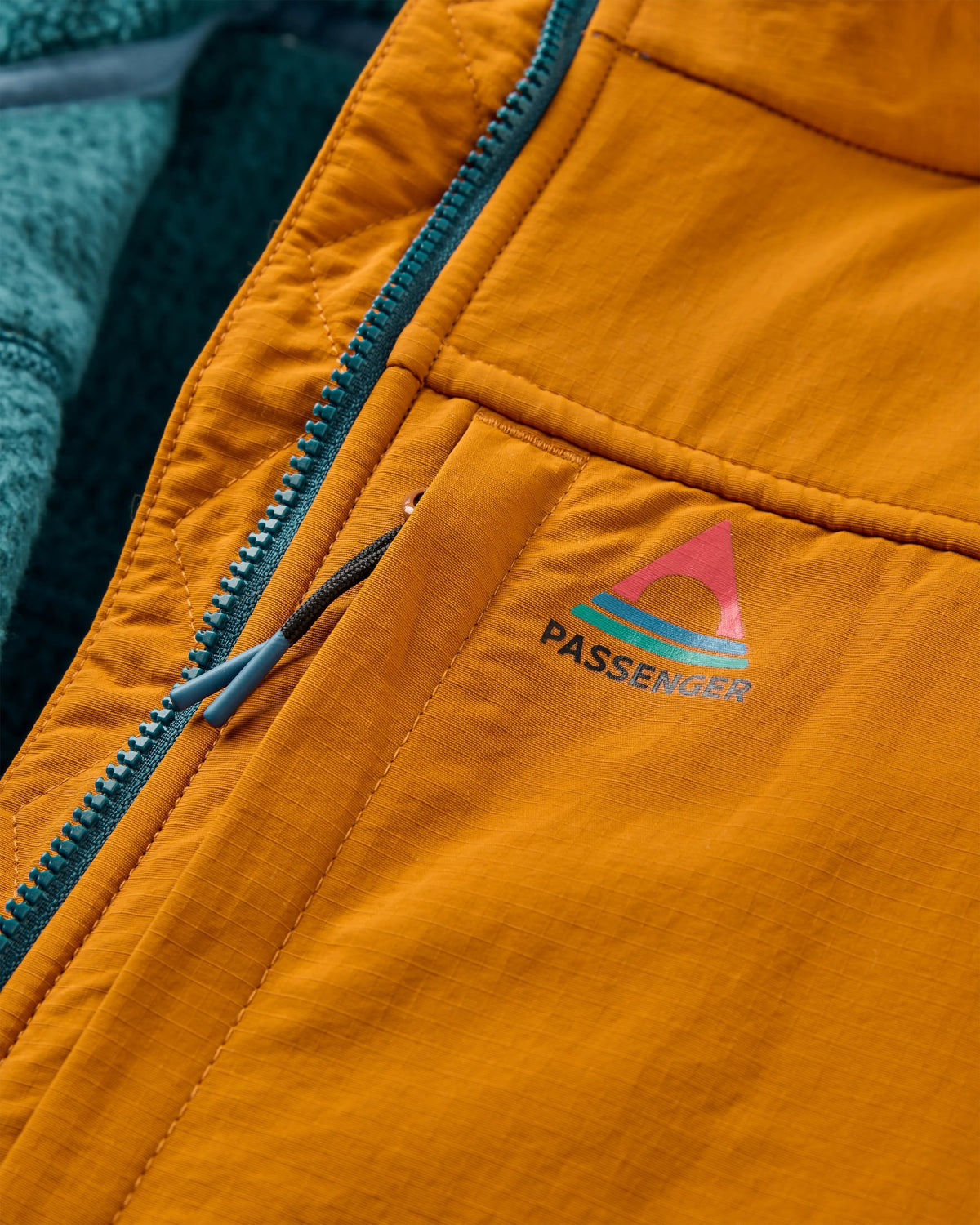 Venturescape Men's Fleece - Retro Orange/Tidal Blue - Flatlay