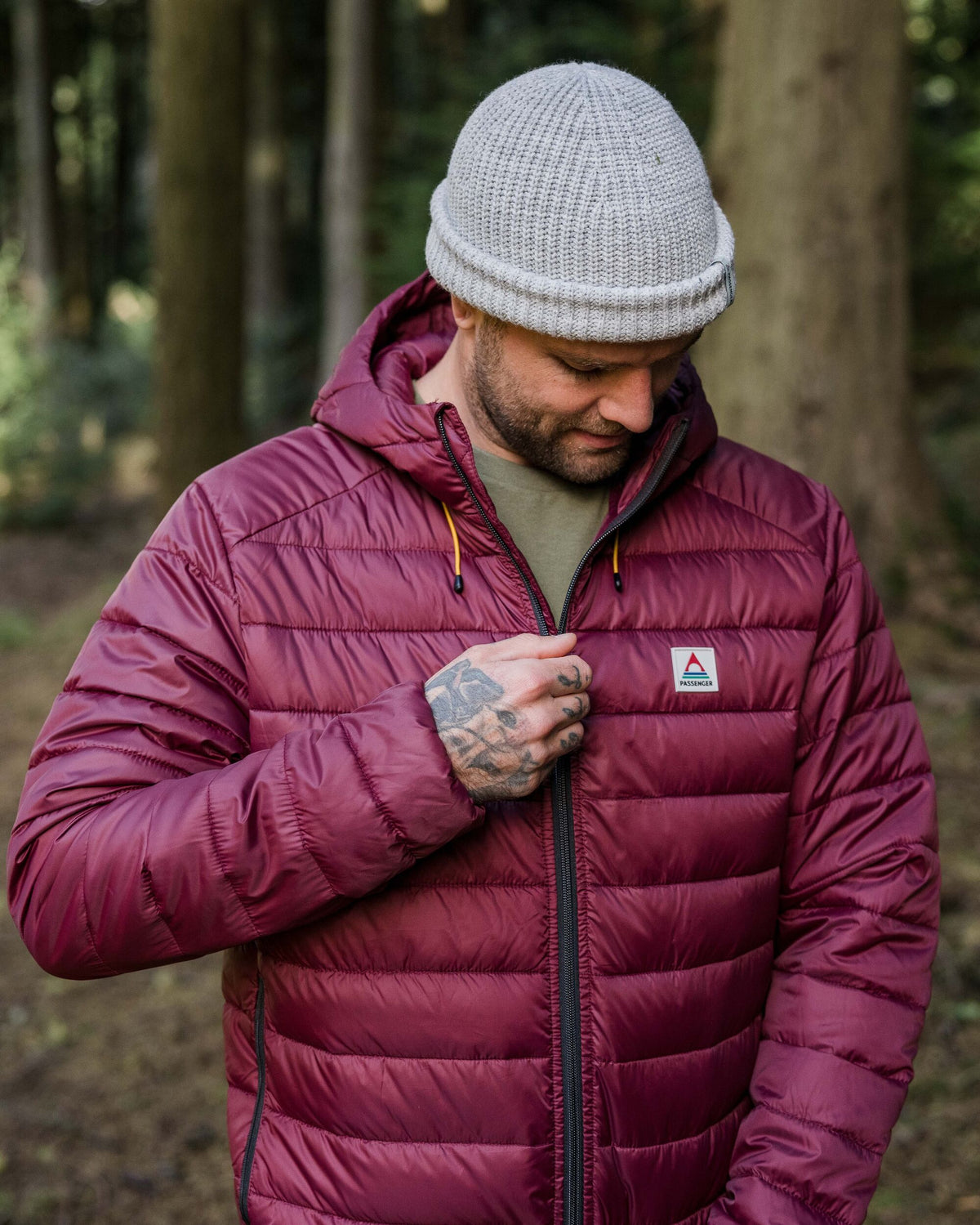 Roamer Insulated Jacket - Wine - Lifestyle