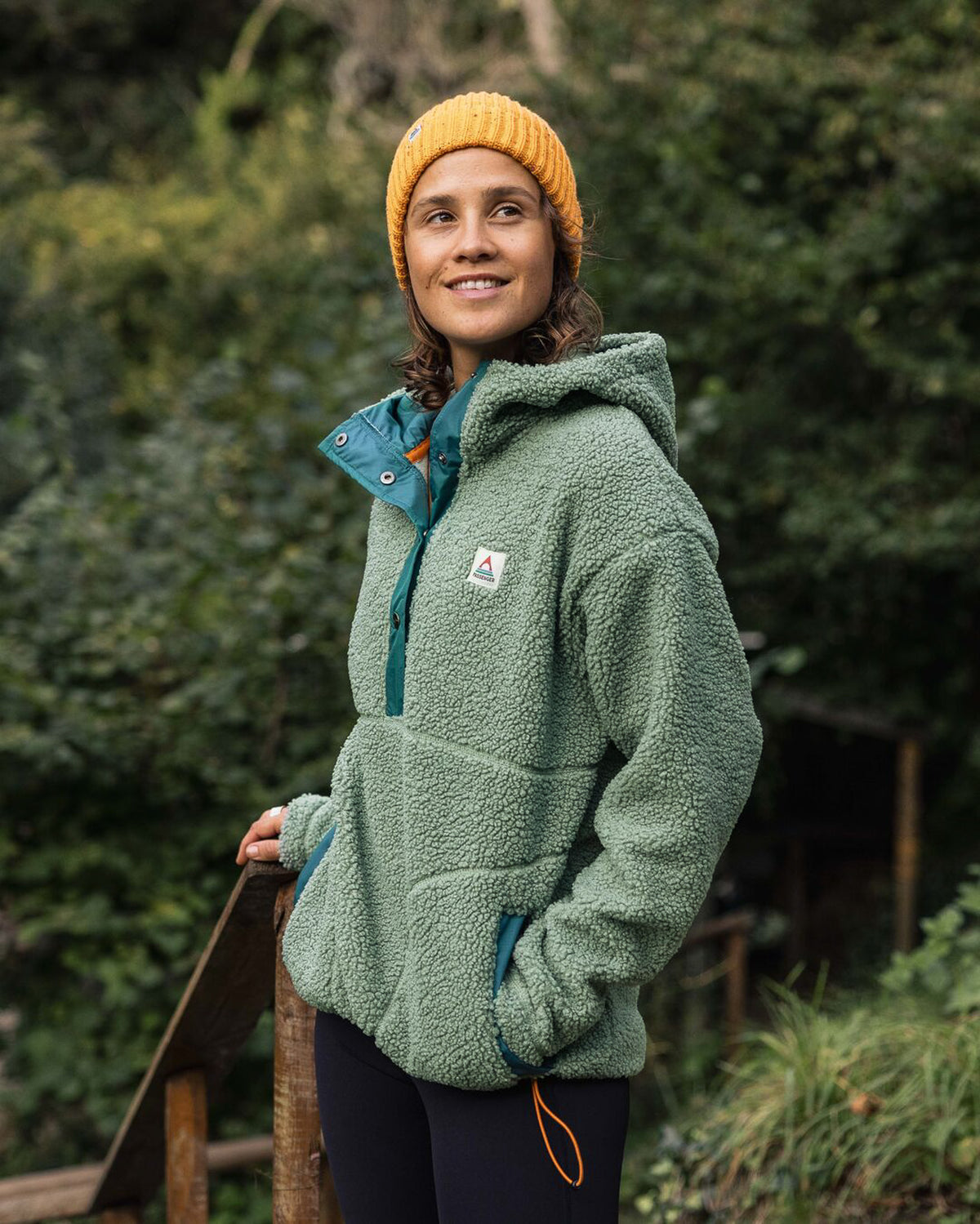 Calla Hooded Polar-Lined Fleece - Pistachio - Lifestyle