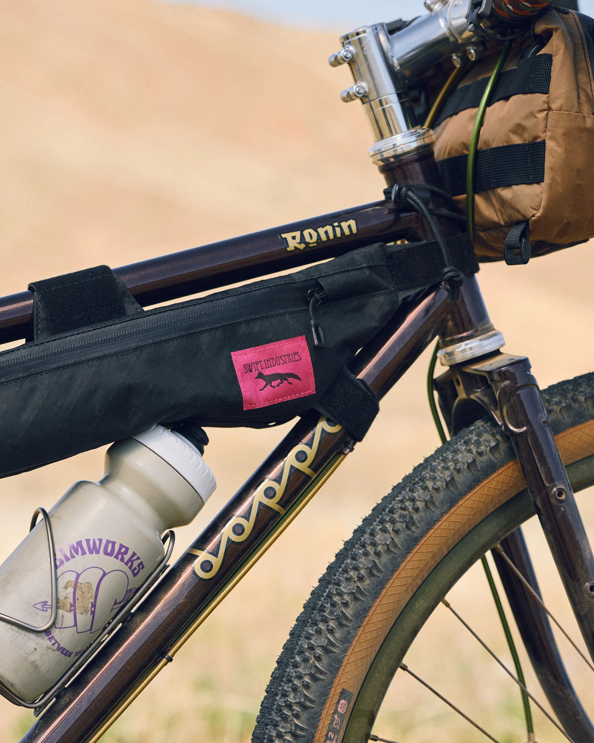 Swift Industries Hold Fast Half Frame Bag 2.75L - Black - Lifestyle