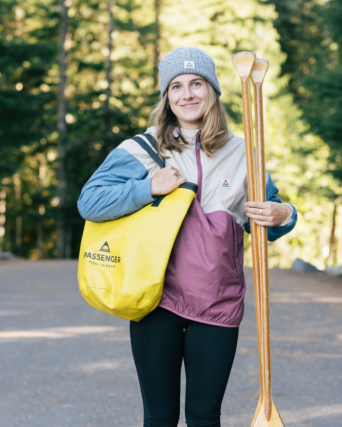 Tide 20L Bucket Bag - Dandelion Yellow - Lifestyle - Female