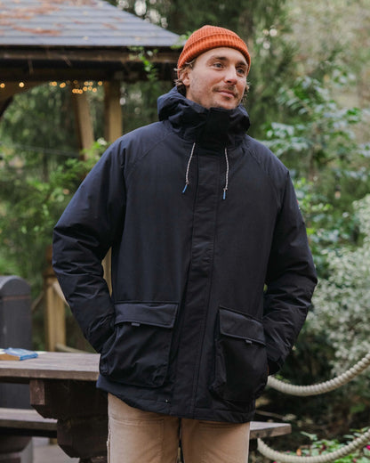 Baltic Insulated Parka - Black - Lifestyle