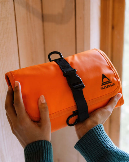 Drop Wash Kit - Sunrise Orange - Lifestyle