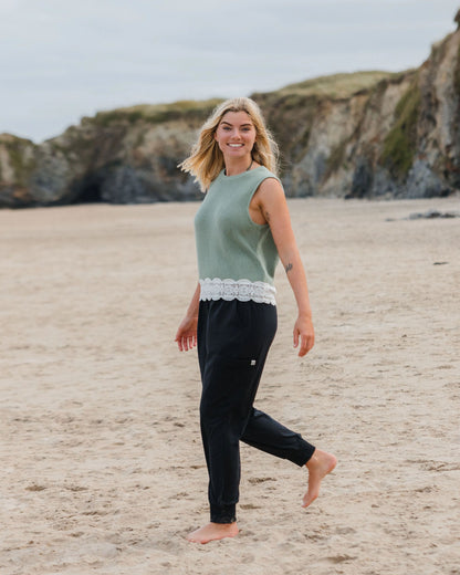 Day Dream Trouser - Black - Lifestyle