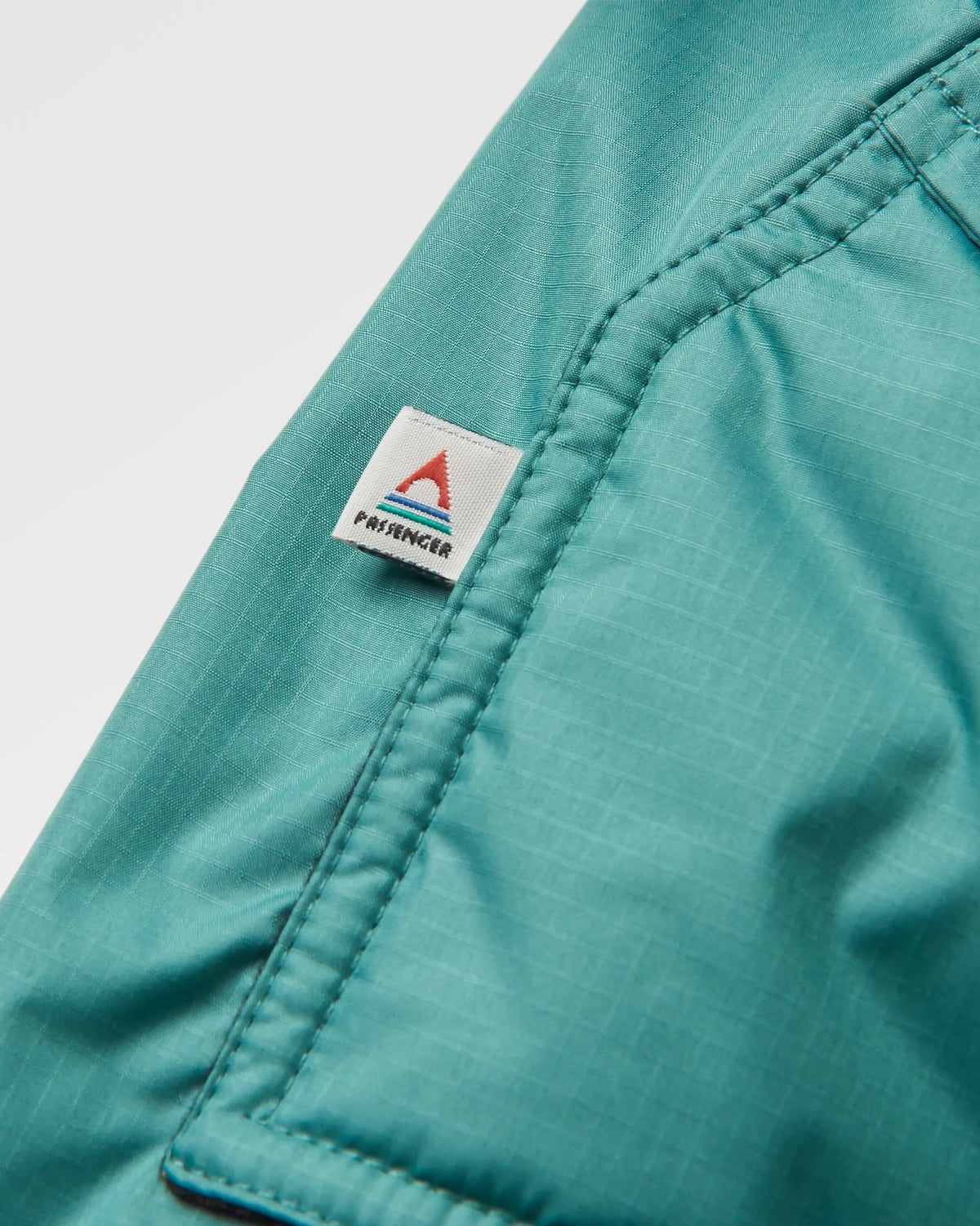 Waves Sherpa Lined Changing Robe - Surf Spray/Deep Sea - Flatlay