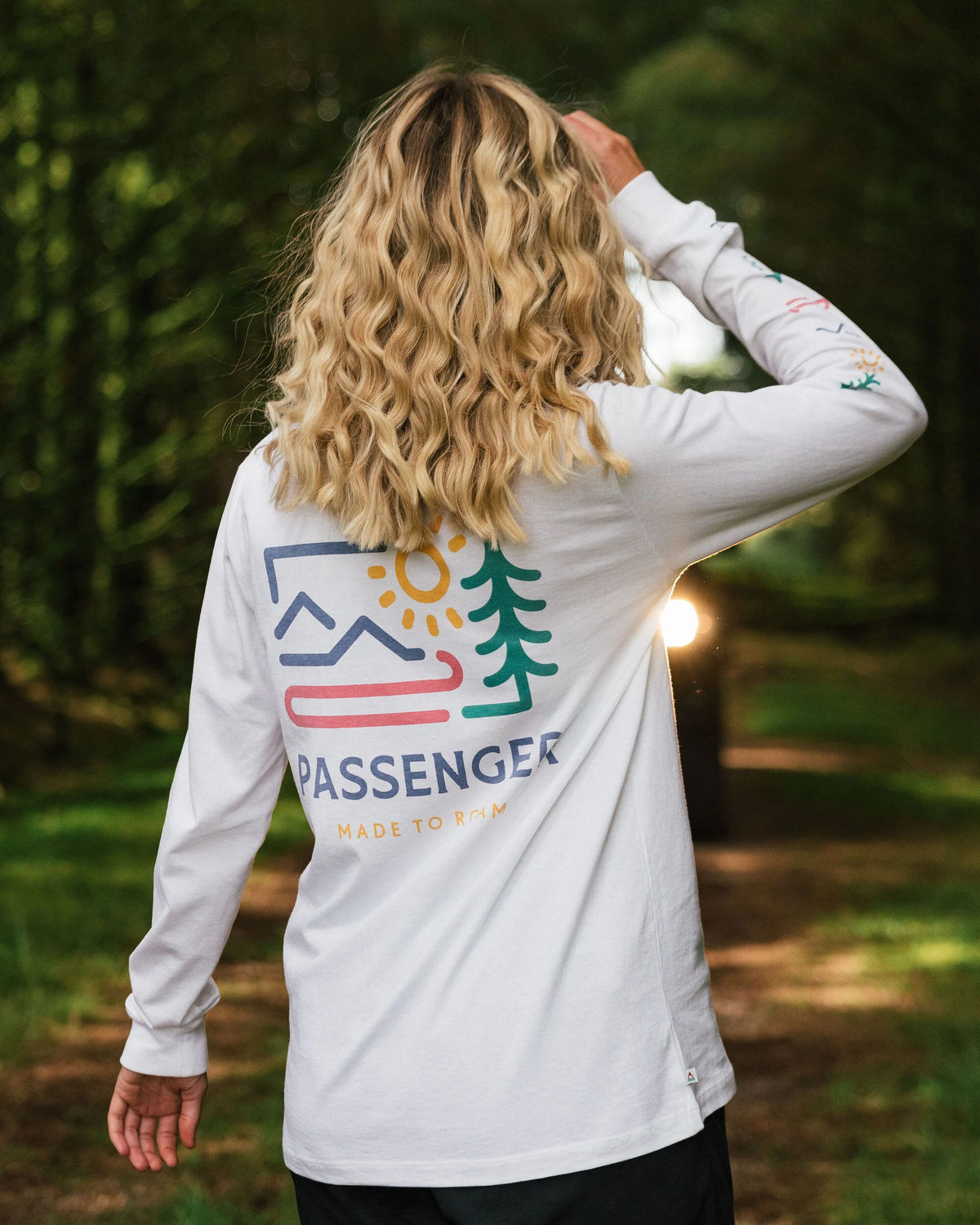 Phoenix LS T-Shirt - White - Lifestyle