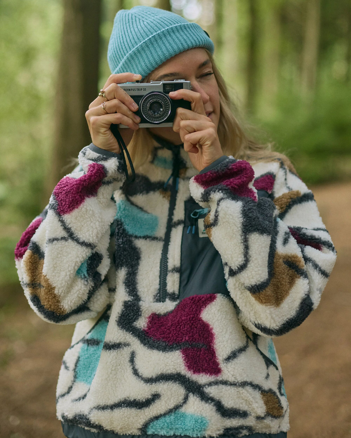 Ravi Sherpa Fleece - Abstract Trails Off White - Lifestyle