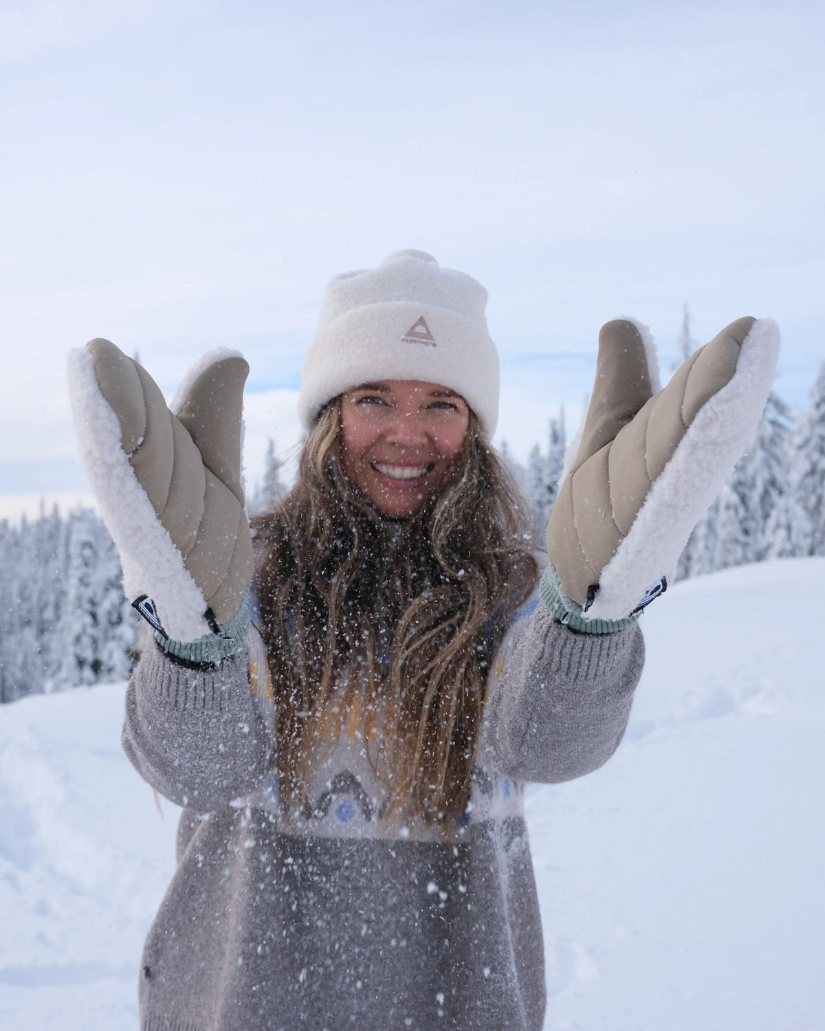 Avalanche Sherpa Mittens - Birch - Lifestyle - Female