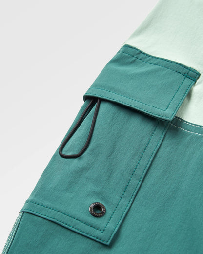 Cutback NetPlus® 17" Boardshort - Spearmint/Deep Ocean - Flatlay