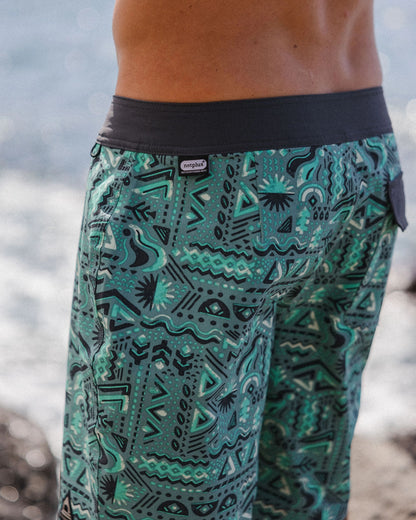 Cruiser Netplus® 19" Boardshort - Elemental Geo Arctic - Lifestyle