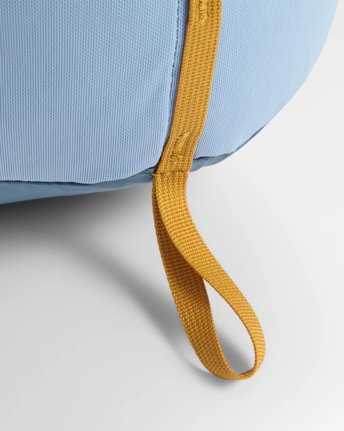 Travelscape Light 24L Backpack - Stormy Blue  - Flatlay
