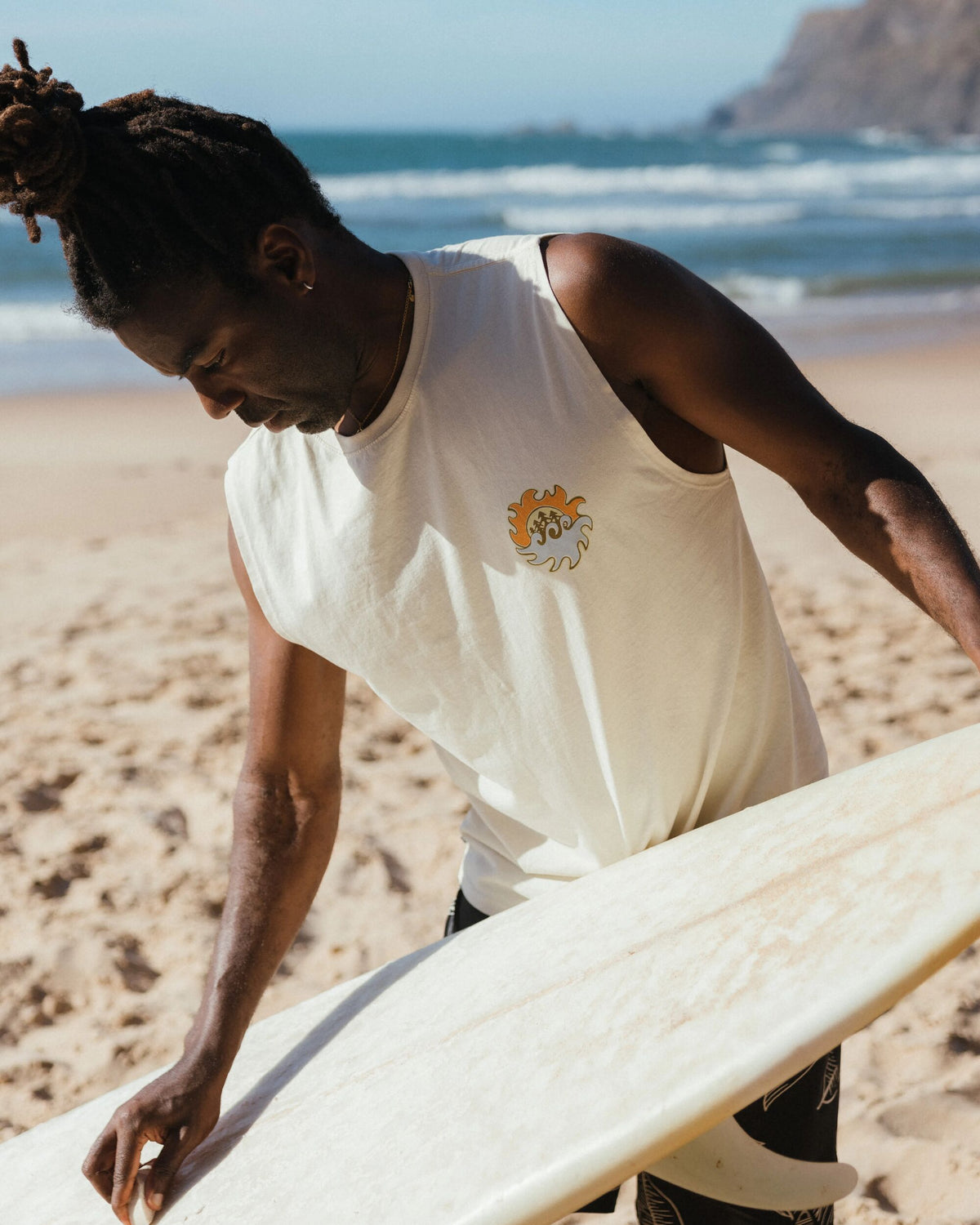 Dune Men's Vest - Birch - Lifestyle