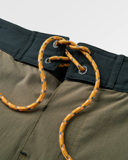 Cruiser NetPlus® 19" Boardshort - Khaki - Flatlay