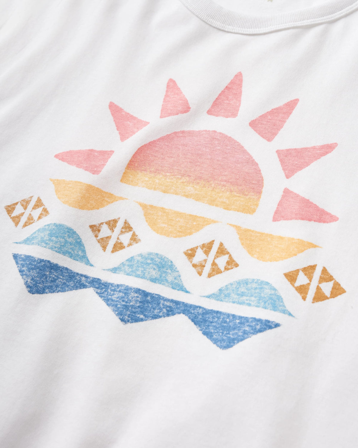 Sunray Vest - White - Flatlay