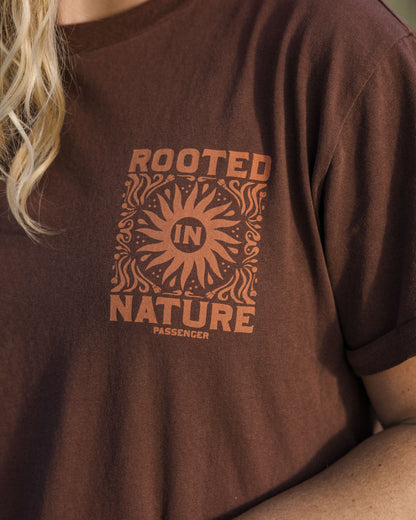 Rooted In Nature T-Shirt - Chestnut - Lifestyle