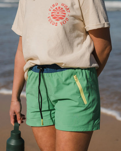 Way Out All Purpose Short - Green Spruce - Lifestyle