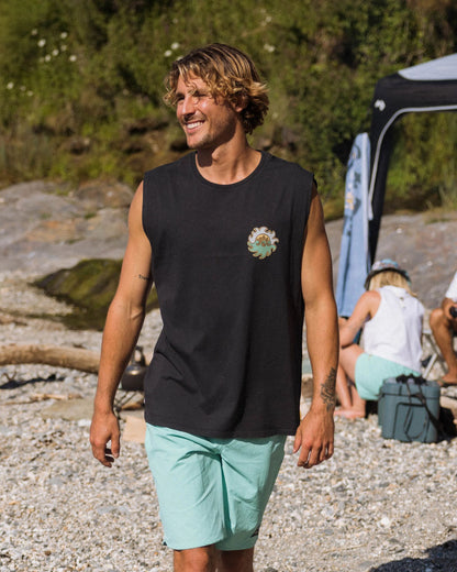 Dune Men's Vest - Black - Lifestyle