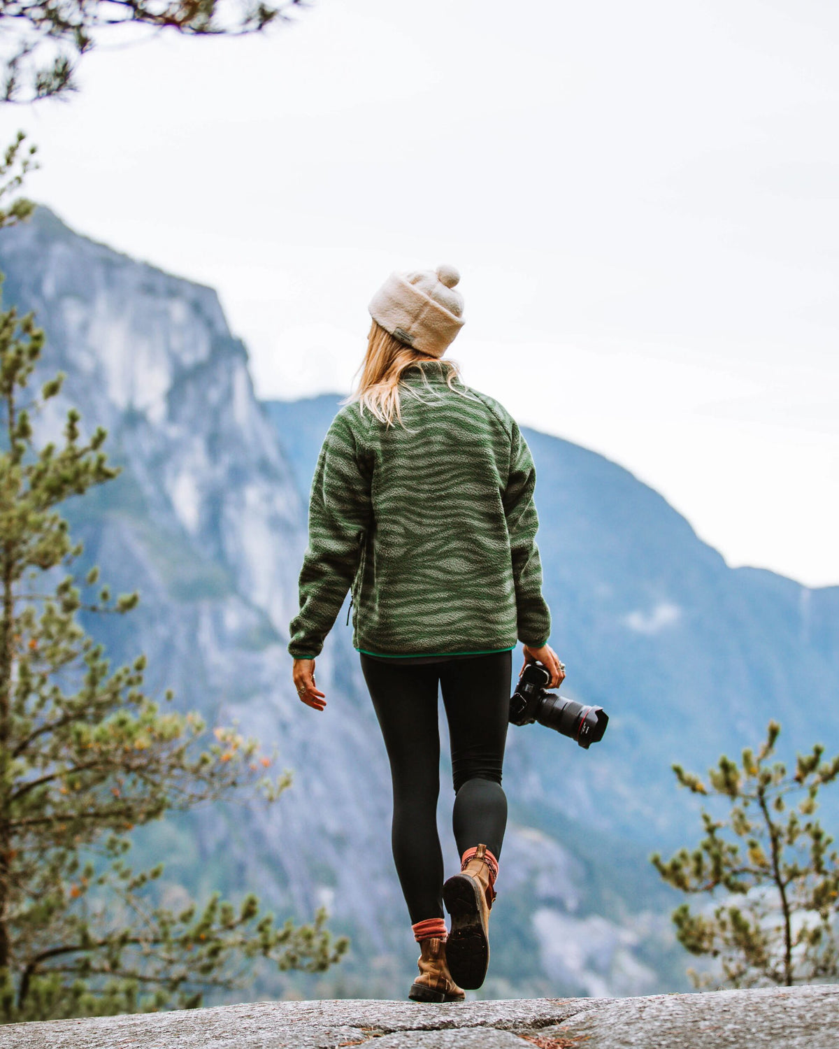 Fairbanks Full Zip Sherpa Fleece - Strata Fir Tree - Lifestyle