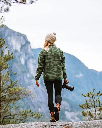 Fairbanks Full Zip Sherpa Fleece - Strata Fir Tree - Lifestyle