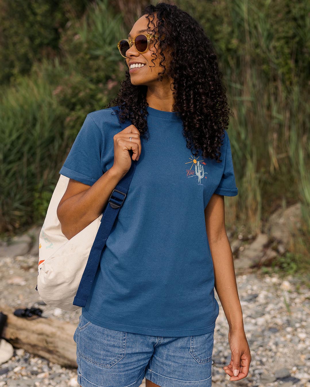 Arabica Oversized T-Shirt - Dark Denim - Lifestyle