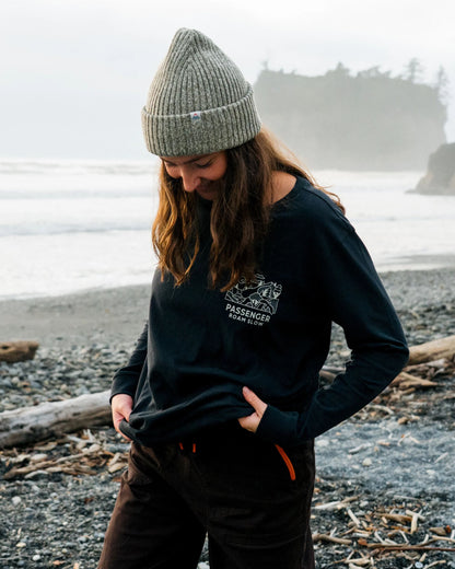 Roam Slow Women's LS T-Shirt - Black - Lifestyle