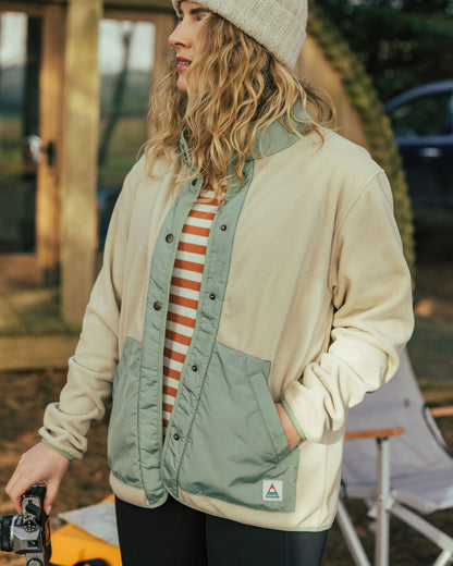 Navegado Polar Fleece - Oatmeal - Lifestyle