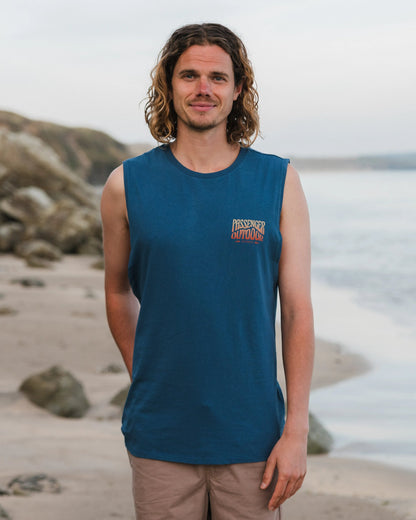 Yuca Vest - Dark Denim - Lifestyle