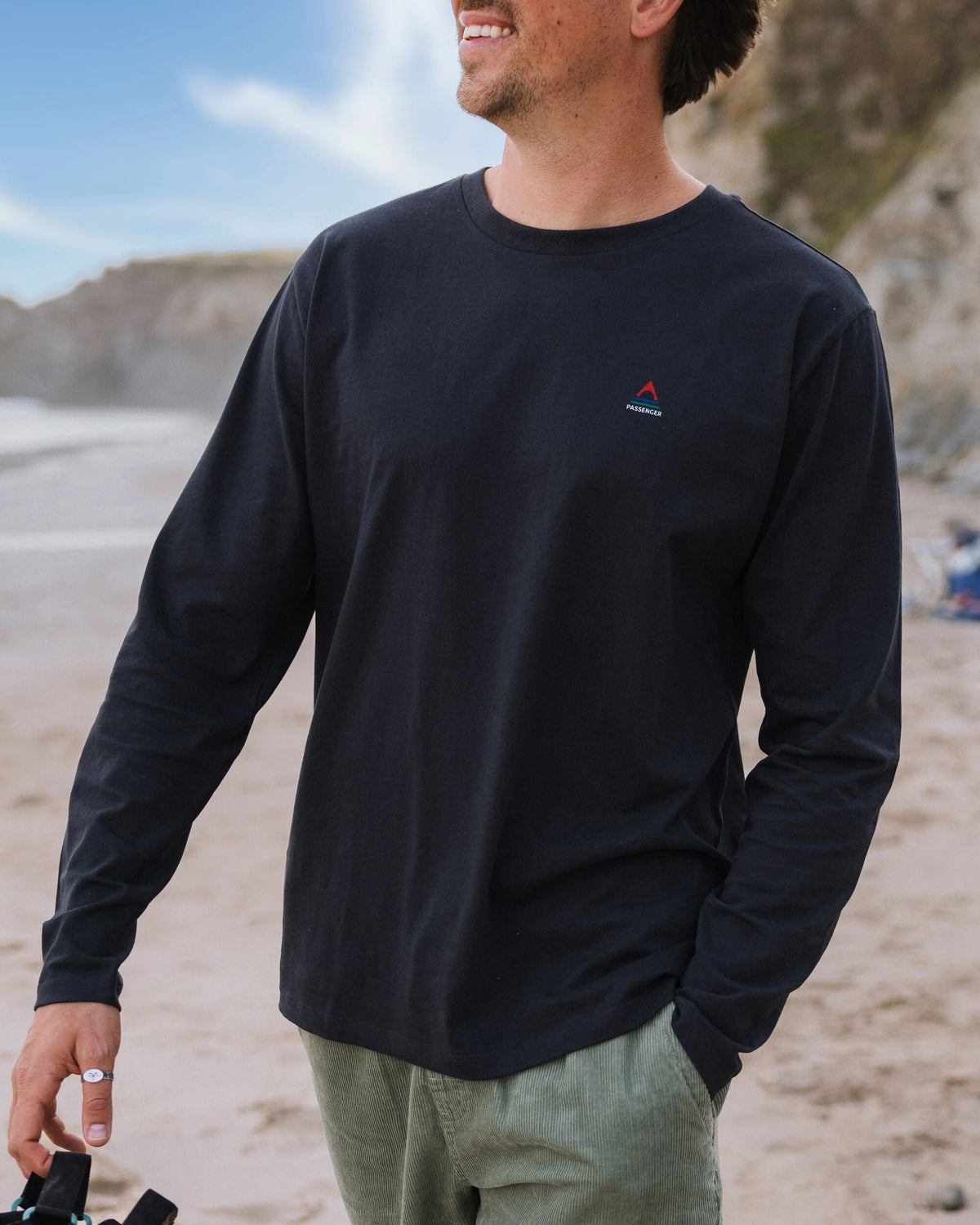 Classic Logo LS T-Shirt - Black - Lifestyle